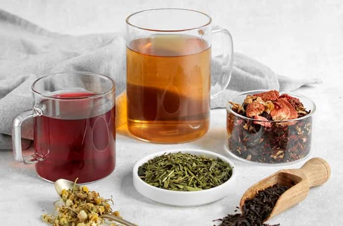 Jaka herbata w ciąży? Bezpieczne napary i zakazane zioła